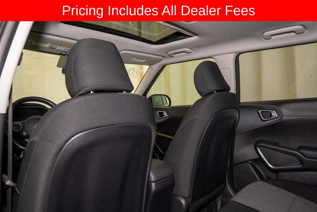 Used 2020 Kia Soul GT-Line w/ GT 2.0L Power Sunroof Package FWD image 9