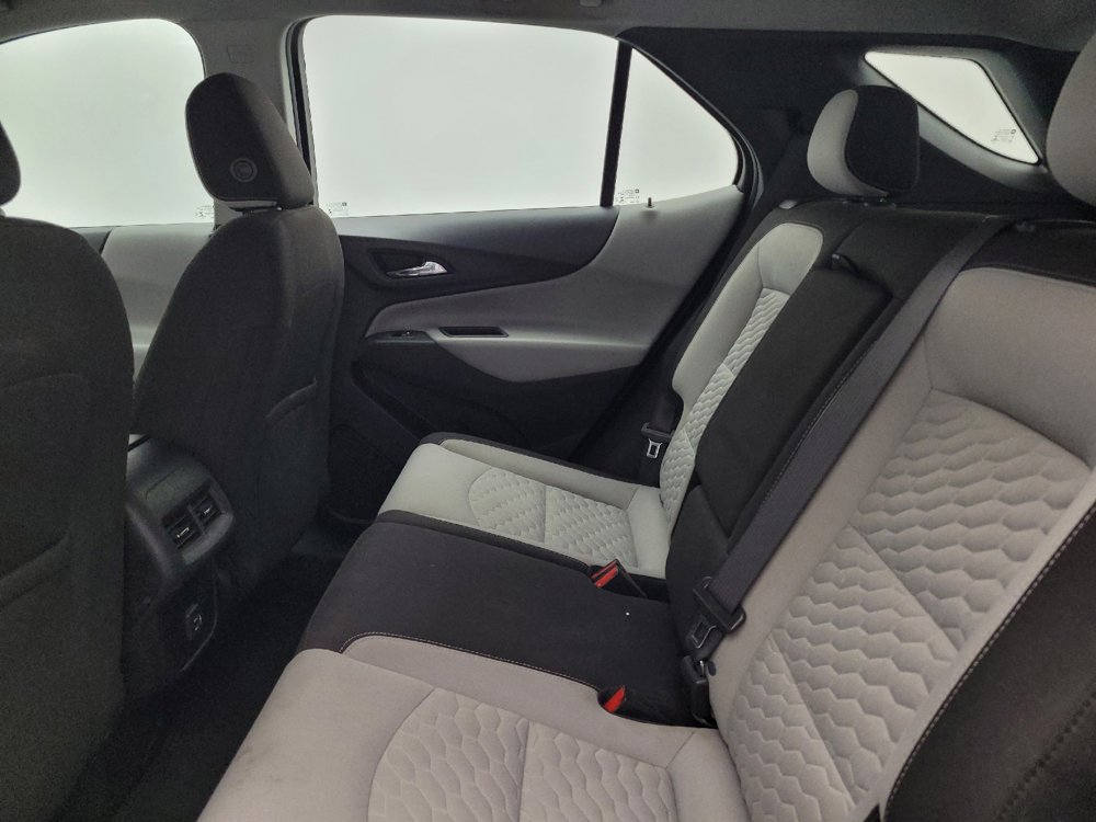 Used 2021 Chevrolet Equinox LS FWD image 18