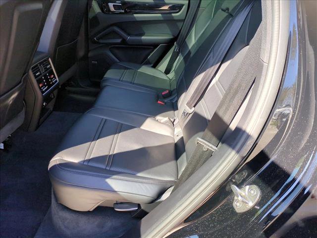 Used 2019 Porsche Cayenne image 20