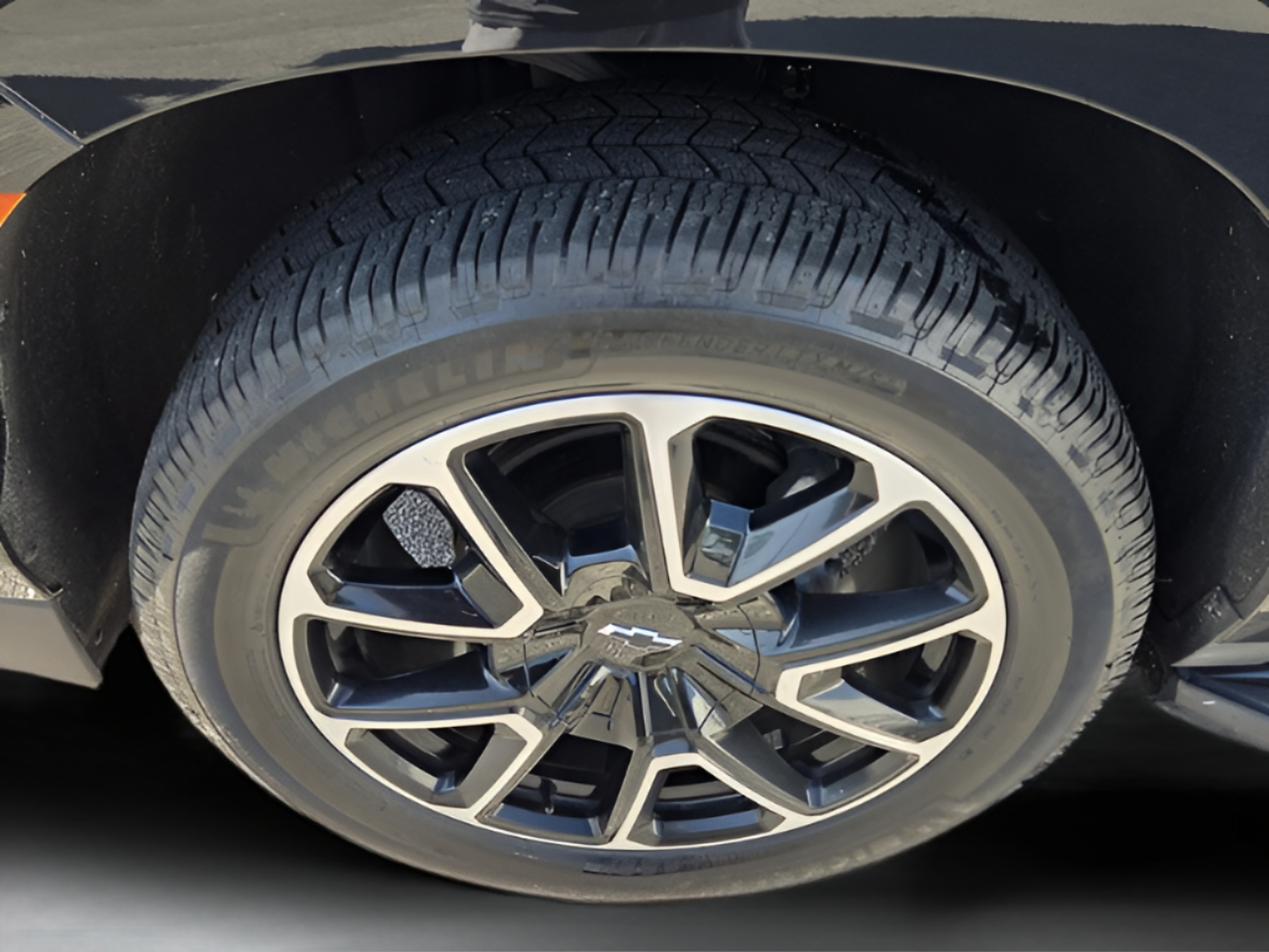 Certified 2022 Chevrolet Tahoe RST RWD image 30