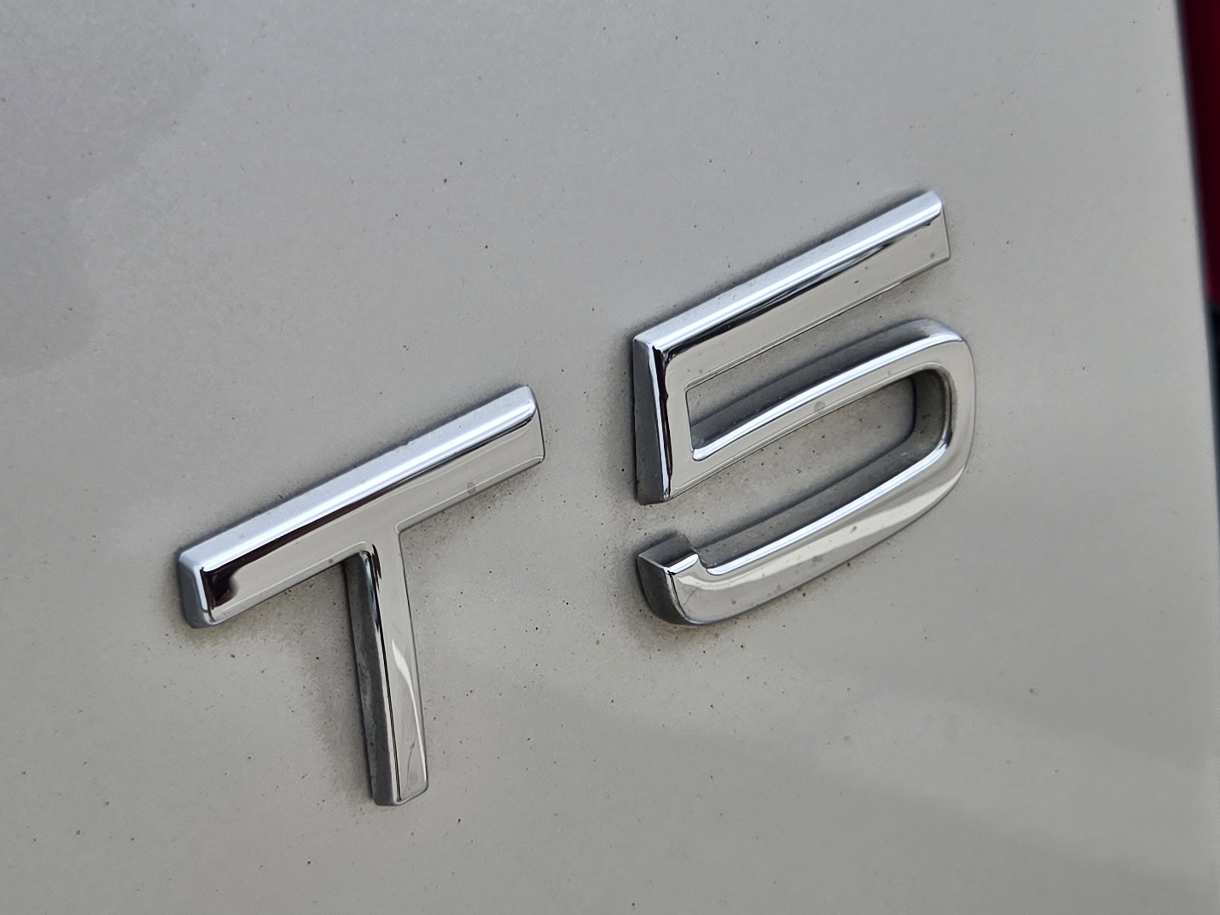 Used 2015 Volvo S60 T5 Platinum image 31