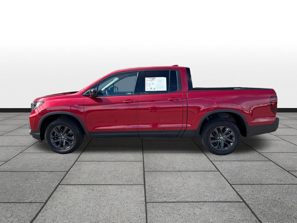 Used 2023 Honda Ridgeline Sport image 2