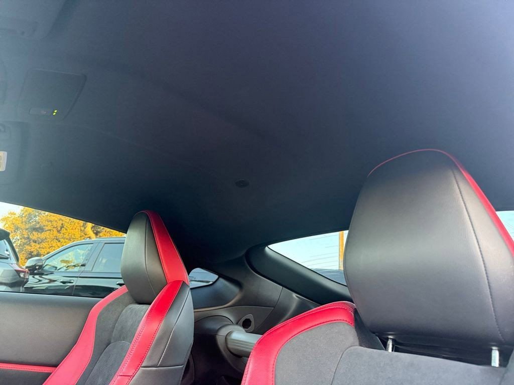Used 2024 Nissan Z Performance w/ Floor Mat Package image 17