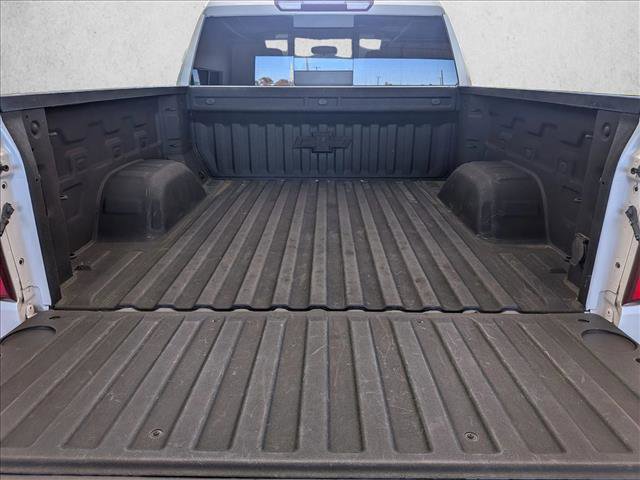 Used 2021 Chevrolet Silverado 1500 RST w/ Convenience Package II image 6