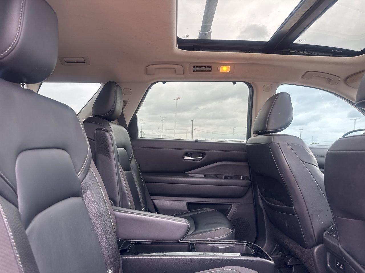 Certified 2022 Nissan Pathfinder SL w/ SL Premium Package image 32