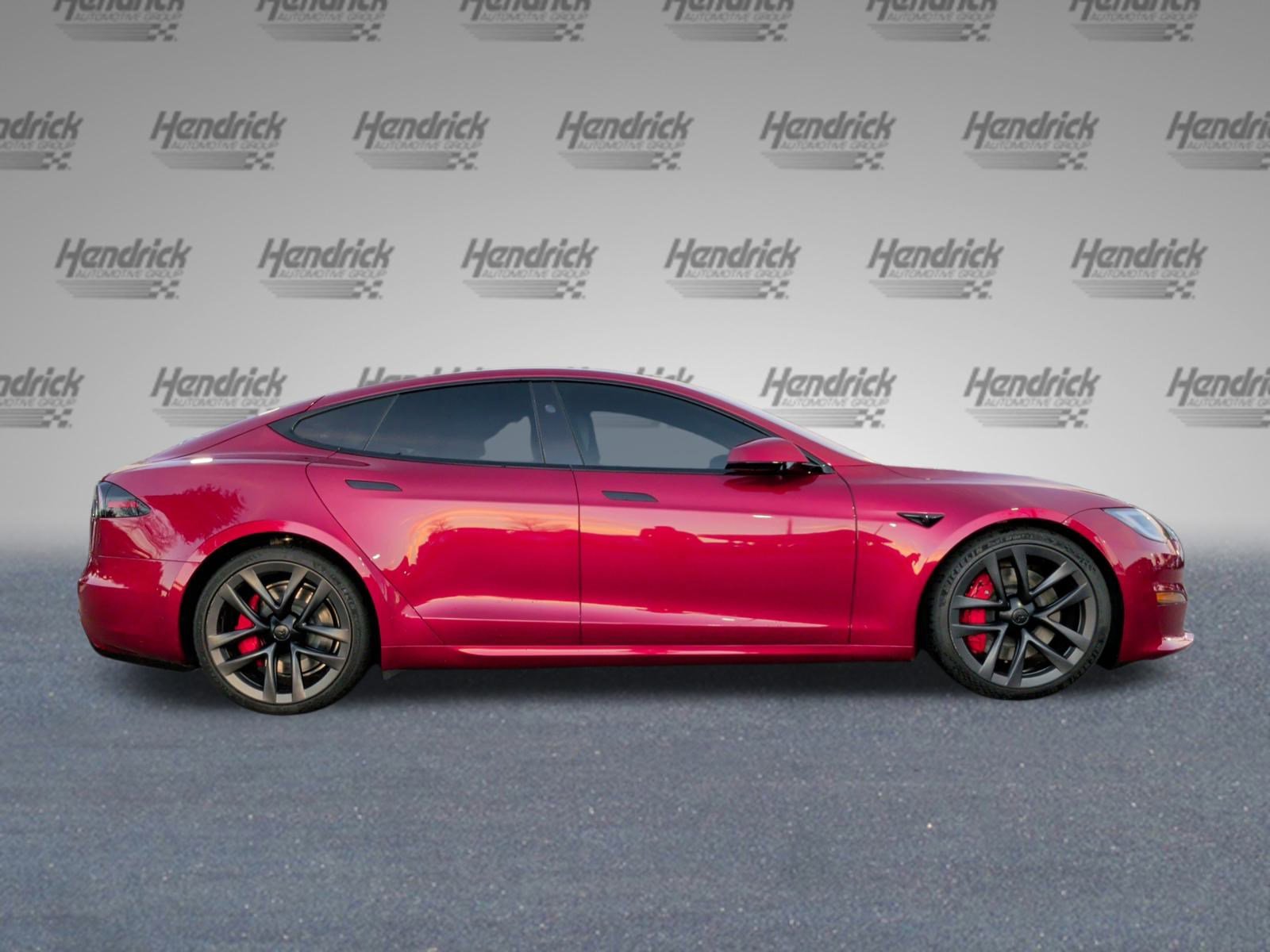 Used 2023 Tesla Model S Plaid image 8