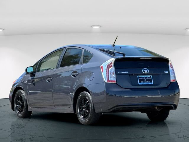 Used 2015 Toyota Prius Two w/ Preferred Accessory Package FWD image 5