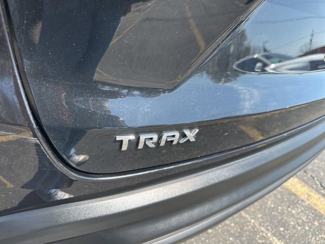 Used 2024 Chevrolet Trax LS FWD image 24