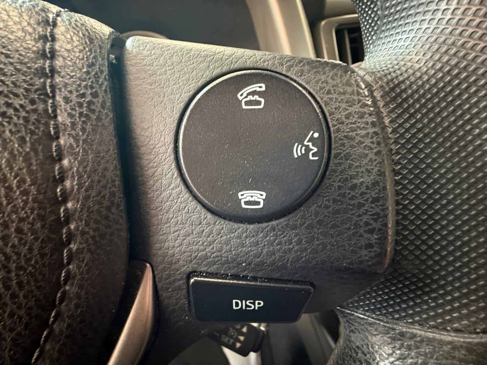 Used 2014 Toyota RAV4 LE FWD image 20