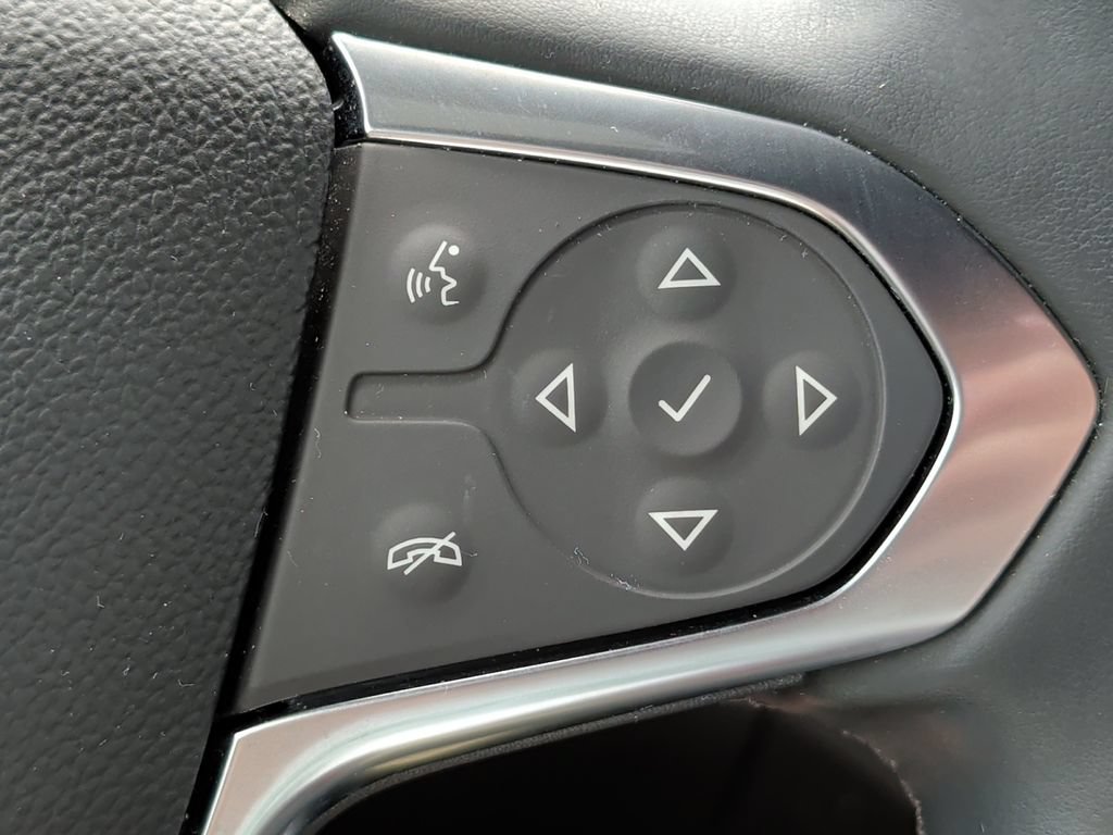 Used 2023 Chevrolet Traverse LT AWD/4WD image 13