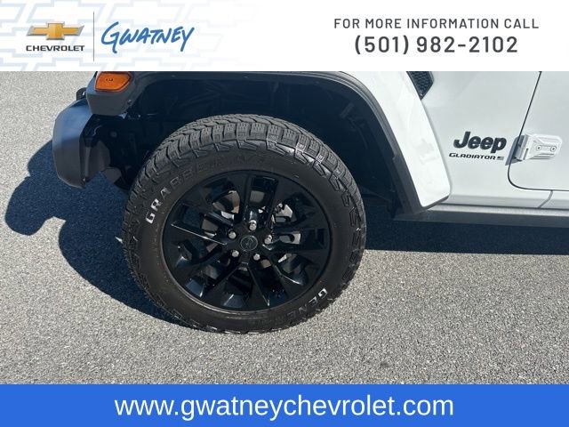 Used 2025 Jeep Gladiator Sport image 22
