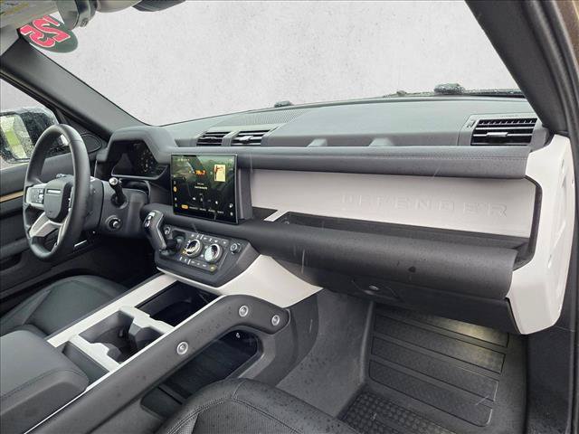 Certified 2025 Land Rover Defender 110 S AWD/4WD image 23
