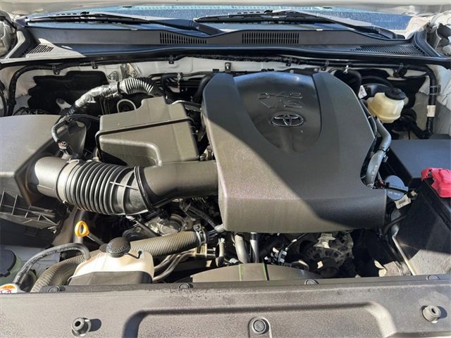 Used 2021 Toyota Tacoma TRD Sport image 14