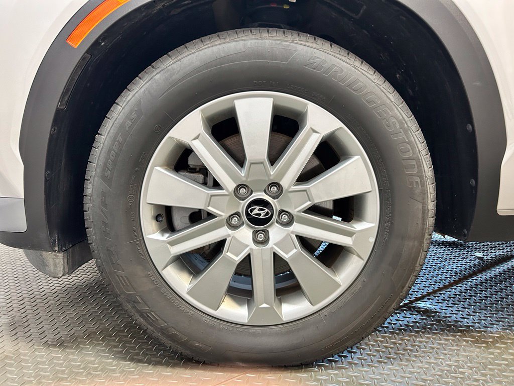 Used 2025 Hyundai Palisade SEL AWD/4WD image 32