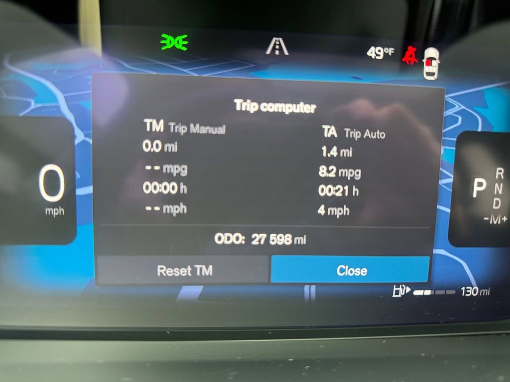 Used 2023 Volvo XC40 B5 Plus w/ Protection Package Premier image 26