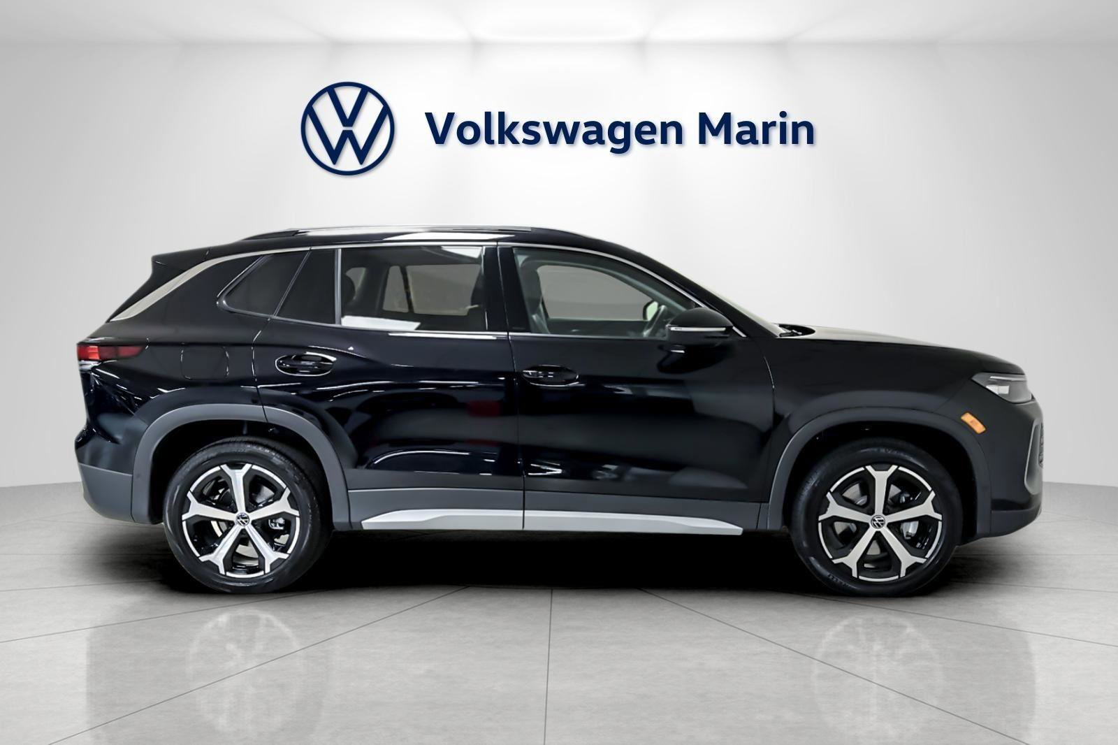 New 2026 Volkswagen Tiguan SE image 6