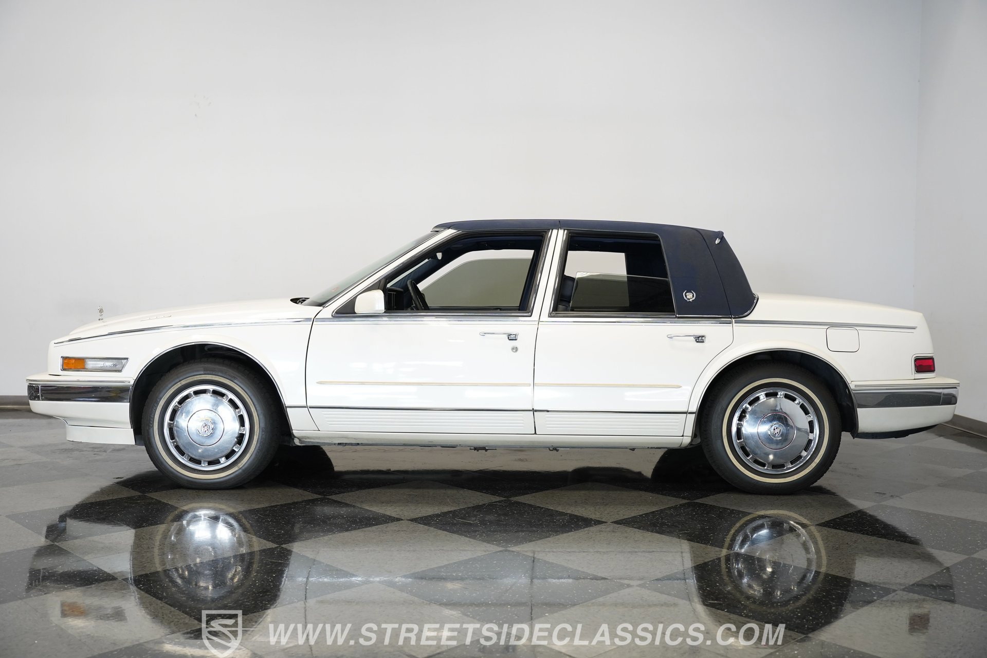 Used 1989 Cadillac Seville image 2