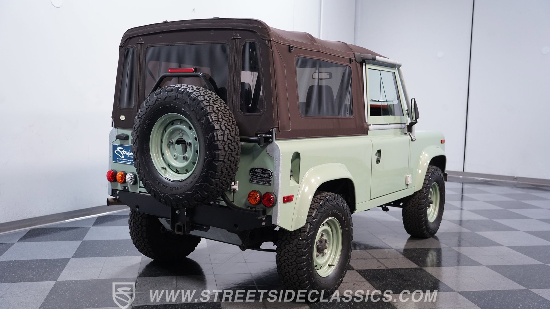 Used 1997 Land Rover Defender 90 AWD/4WD image 11