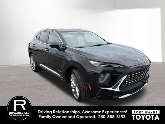 Used 2025 Buick Envision Avenir AWD/4WD image 9