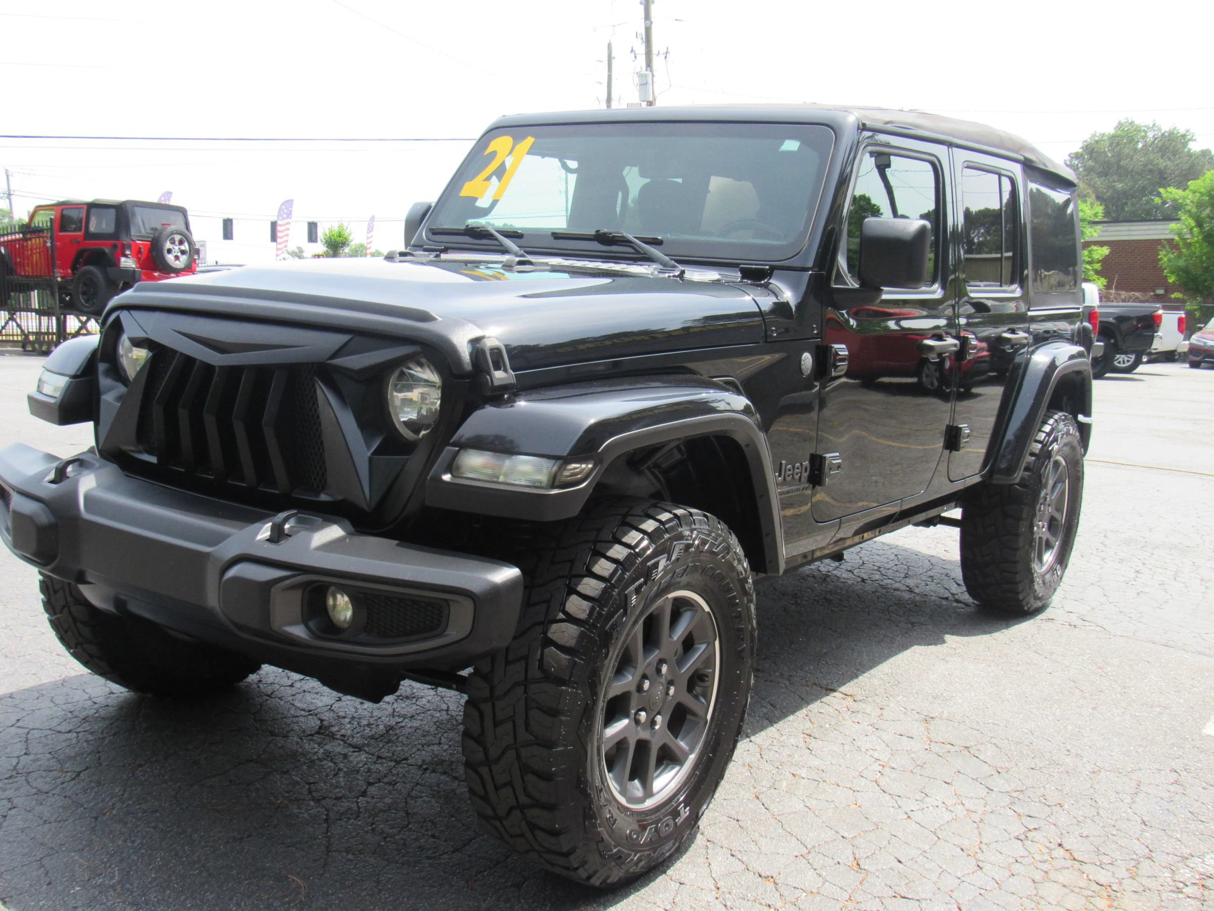 Used 2021 Jeep Wrangler Unlimited Sport AWD/4WD image 3