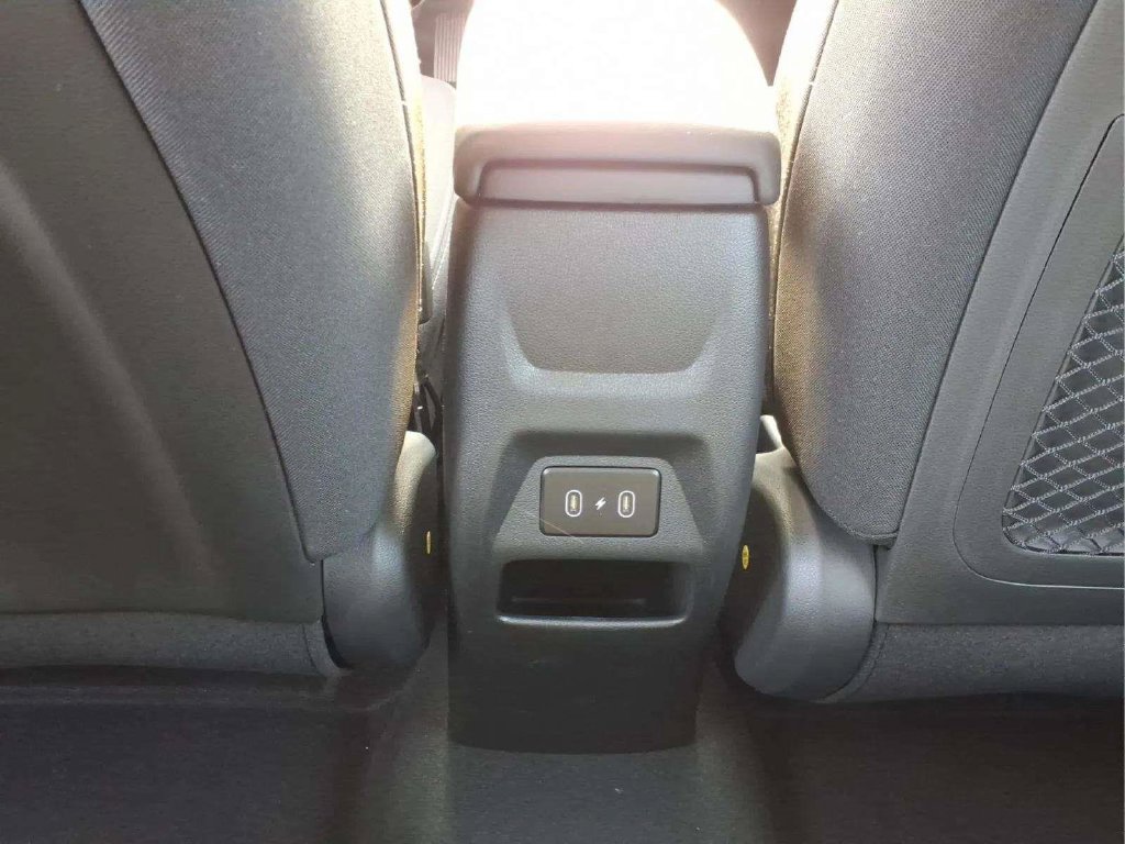 New 2026 Hyundai Venue SEL FWD image 12