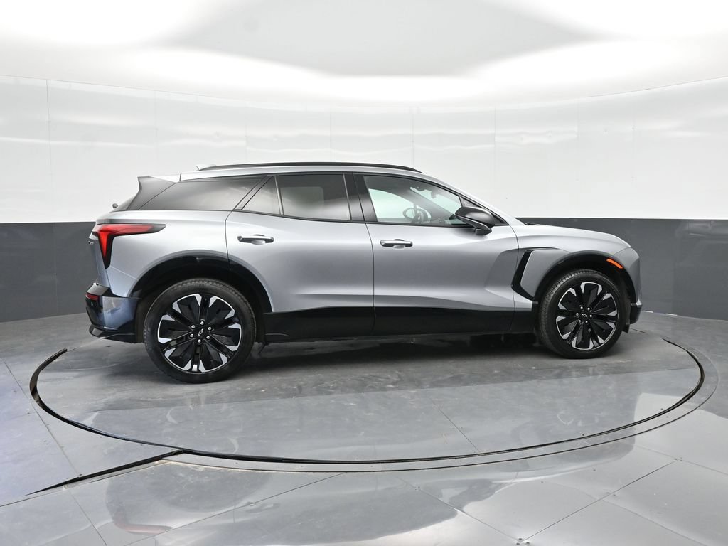 Used 2024 Chevrolet Blazer EV RS AWD/4WD image 11