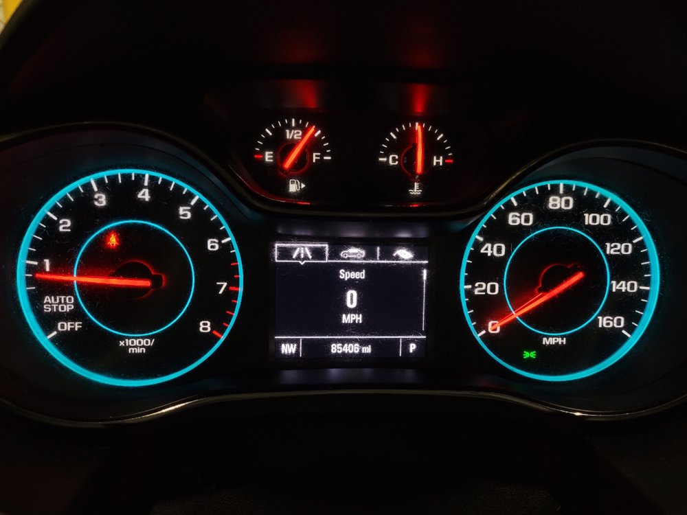 Used 2018 Chevrolet Cruze Premier FWD image 23