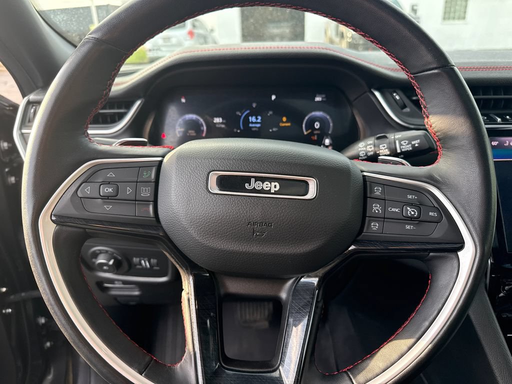 Used 2022 Jeep Grand Cherokee Trailhawk AWD/4WD image 20