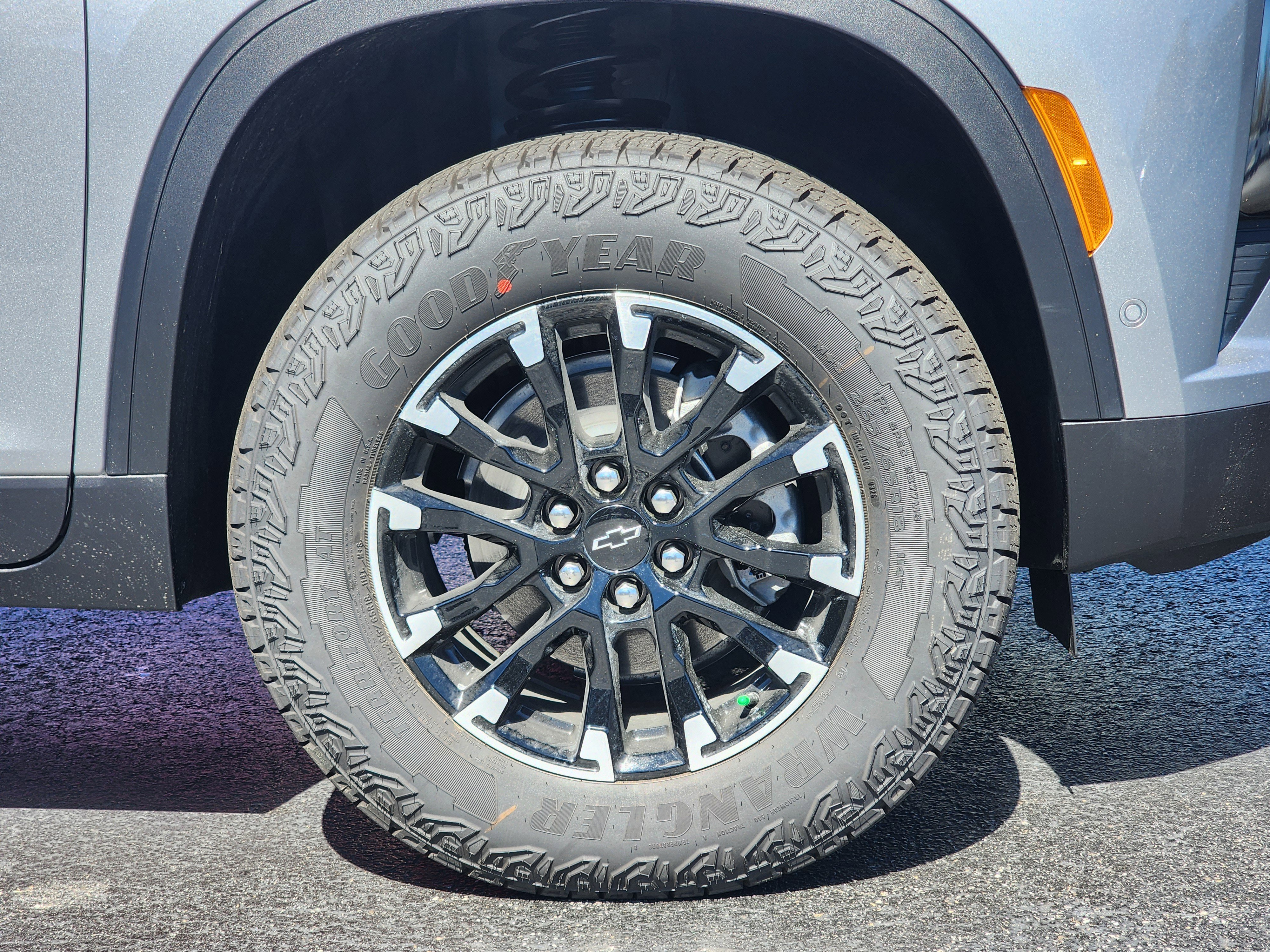 New 2026 Chevrolet Traverse Z71 w/ Enhanced Driving Package image 6