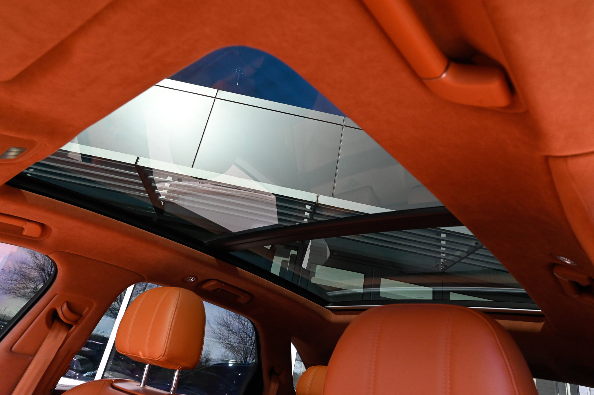 Used 2019 Bentley Bentayga image 31