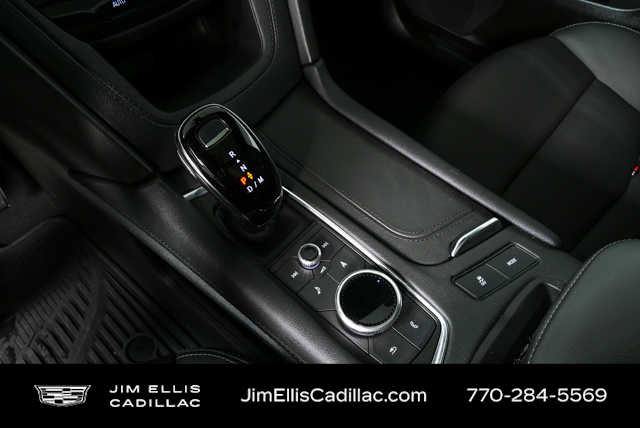 Used 2025 Cadillac XT5 Premium Luxury FWD image 18