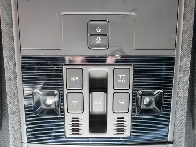 Certified 2023 Volkswagen Atlas Cross Sport SEL R-Line AWD/4WD image 34