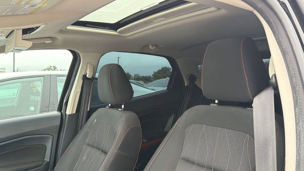 Used 2021 Ford EcoSport SE w/ SE Appearance Package FWD image 13