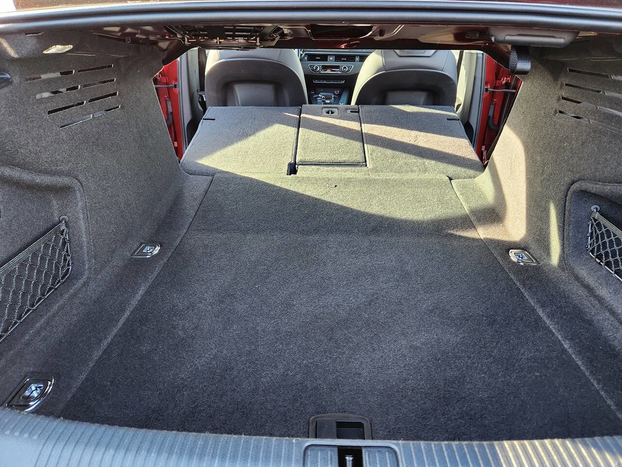 Used 2018 Audi A4 2.0T Premium Plus w/ Premium Plus Package image 5