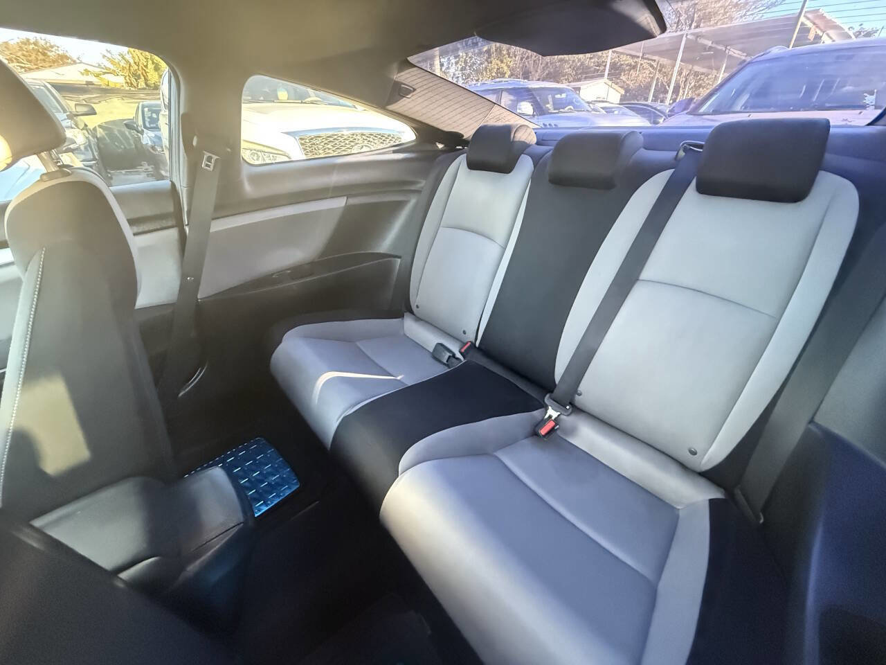 Used 2018 Honda Civic LX-P image 7