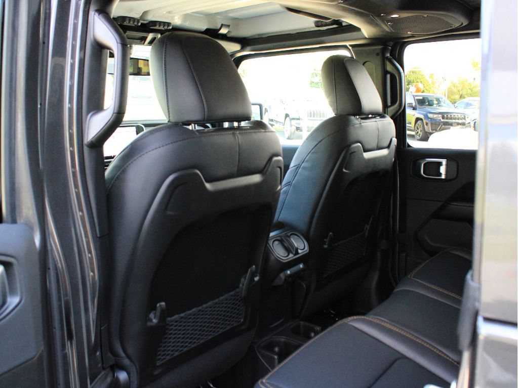 New 2026 Jeep Gladiator Mojave AWD/4WD image 31