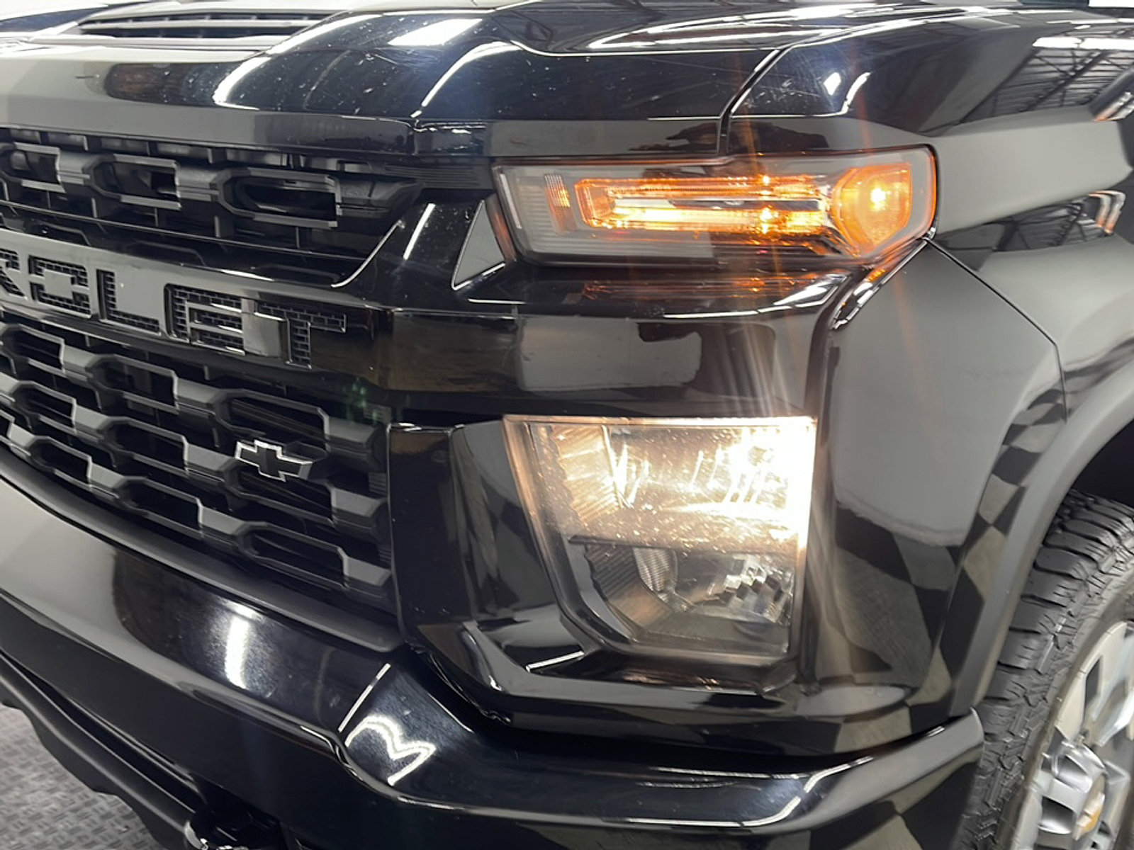 Used 2023 Chevrolet Silverado 2500 Custom w/ Custom Value Package AWD/4WD image 25