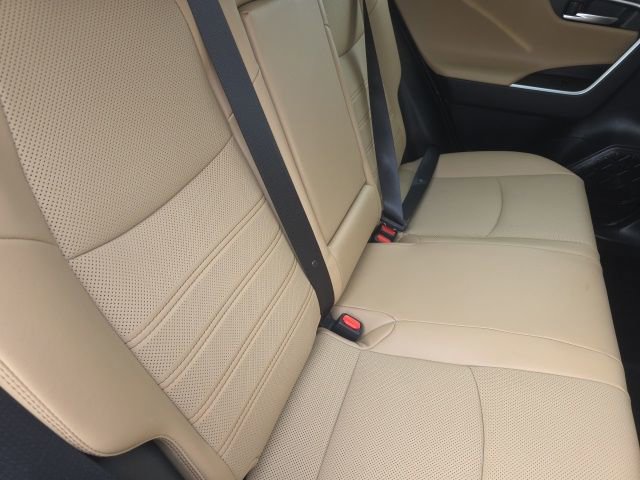 Used 2024 Toyota RAV4 Limited image 13