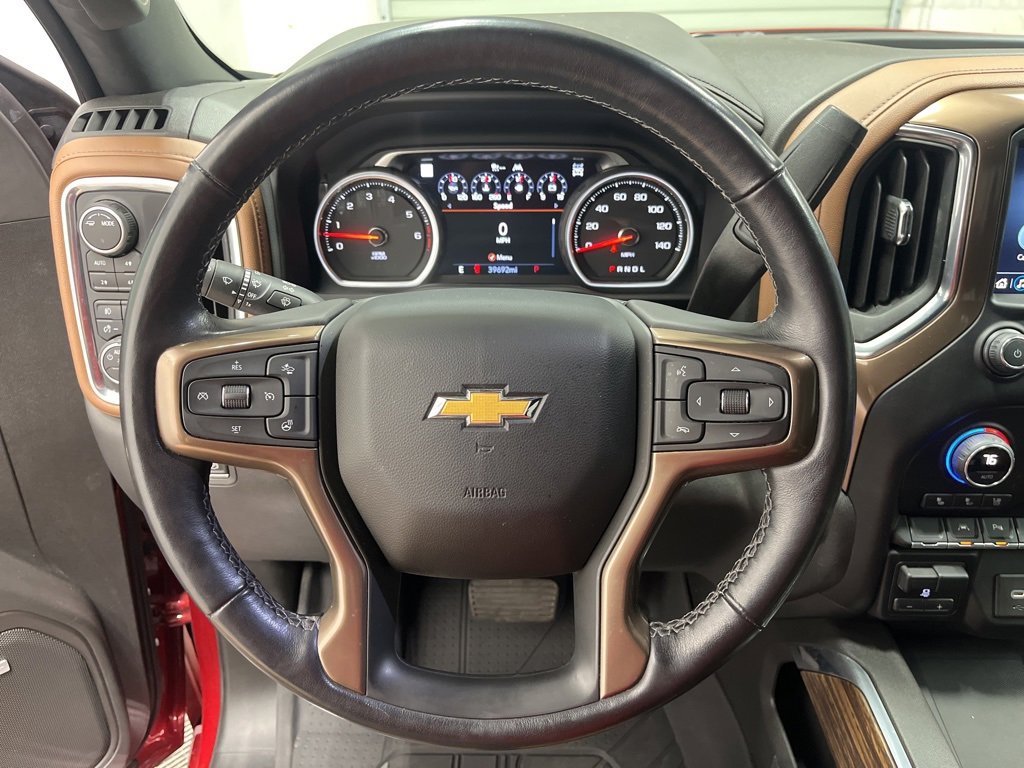 Used 2022 Chevrolet Silverado 1500 High Country w/ Technology Package image 22