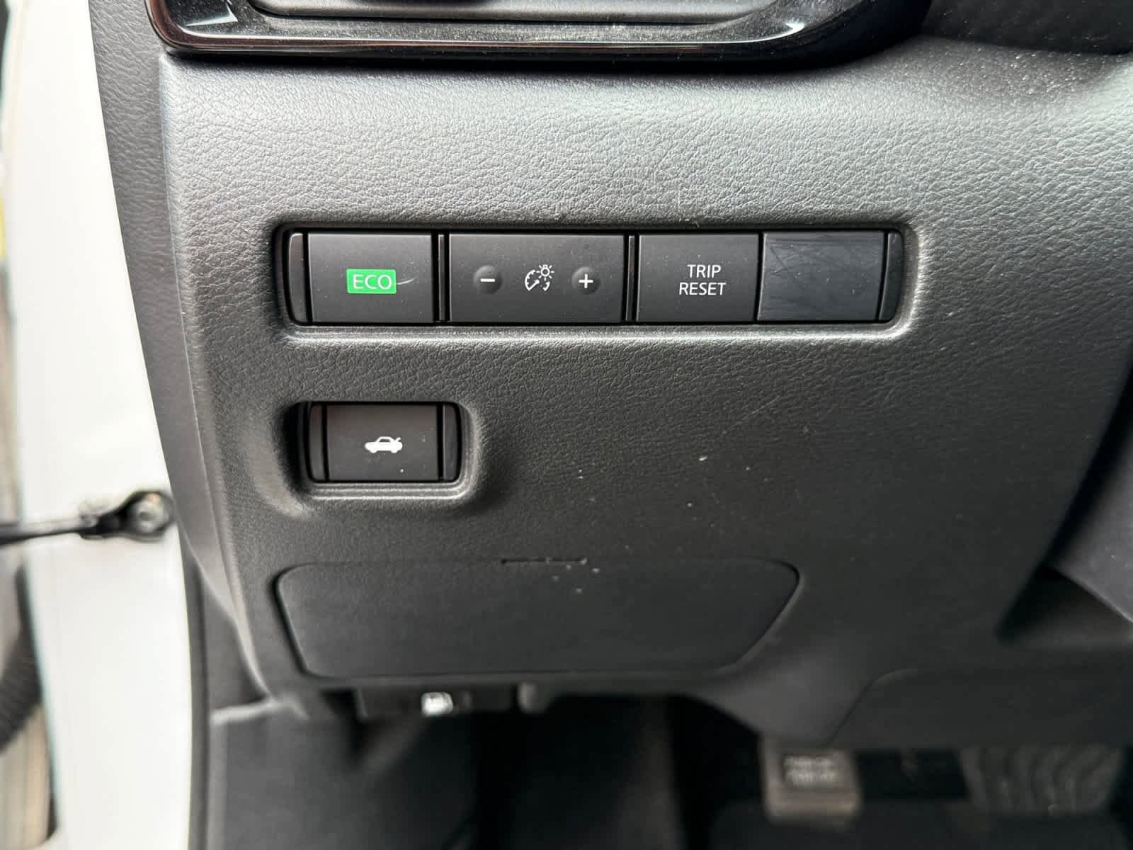 Used 2023 Nissan Sentra SV w/ Trunk Package FWD image 26