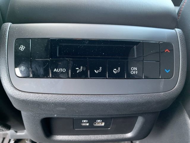 Used 2025 Nissan Pathfinder Rock Creek image 29