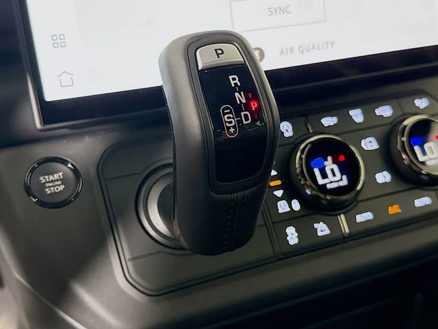 New 2026 Land Rover Defender 110 OCTA AWD/4WD image 19