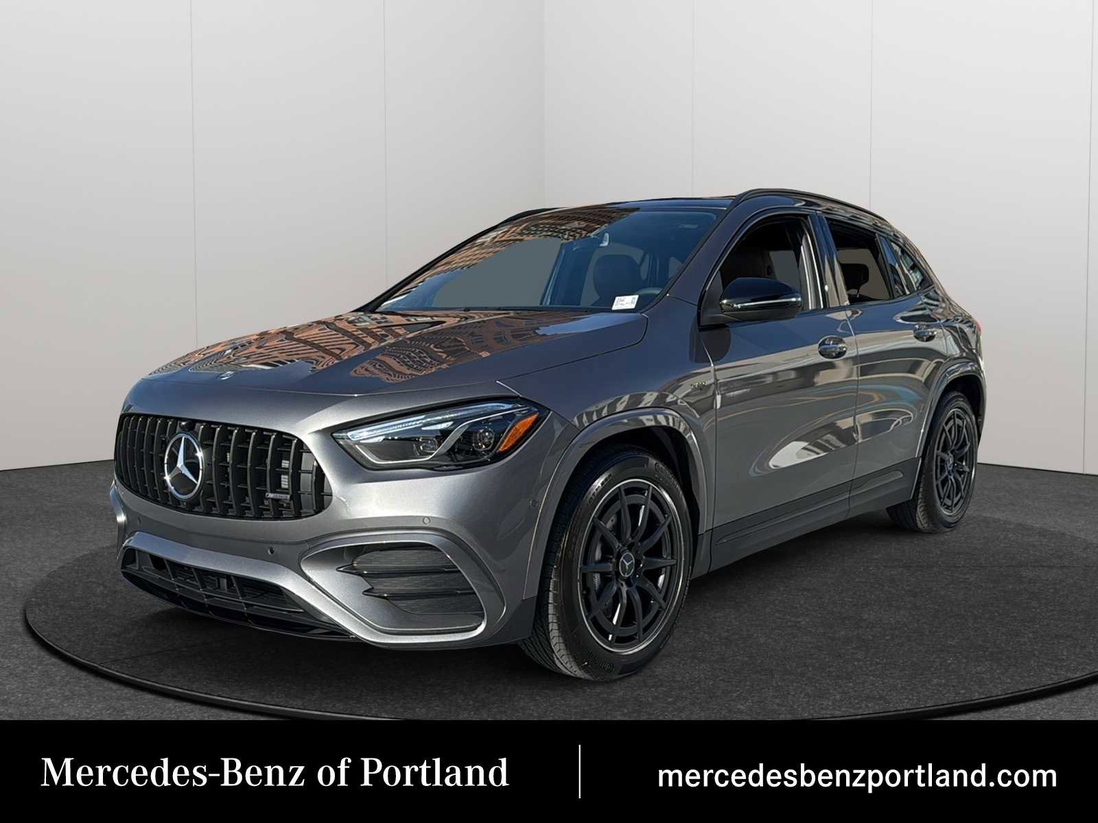 New 2026 Mercedes-Benz GLA 35 AMG 4MATIC image 1