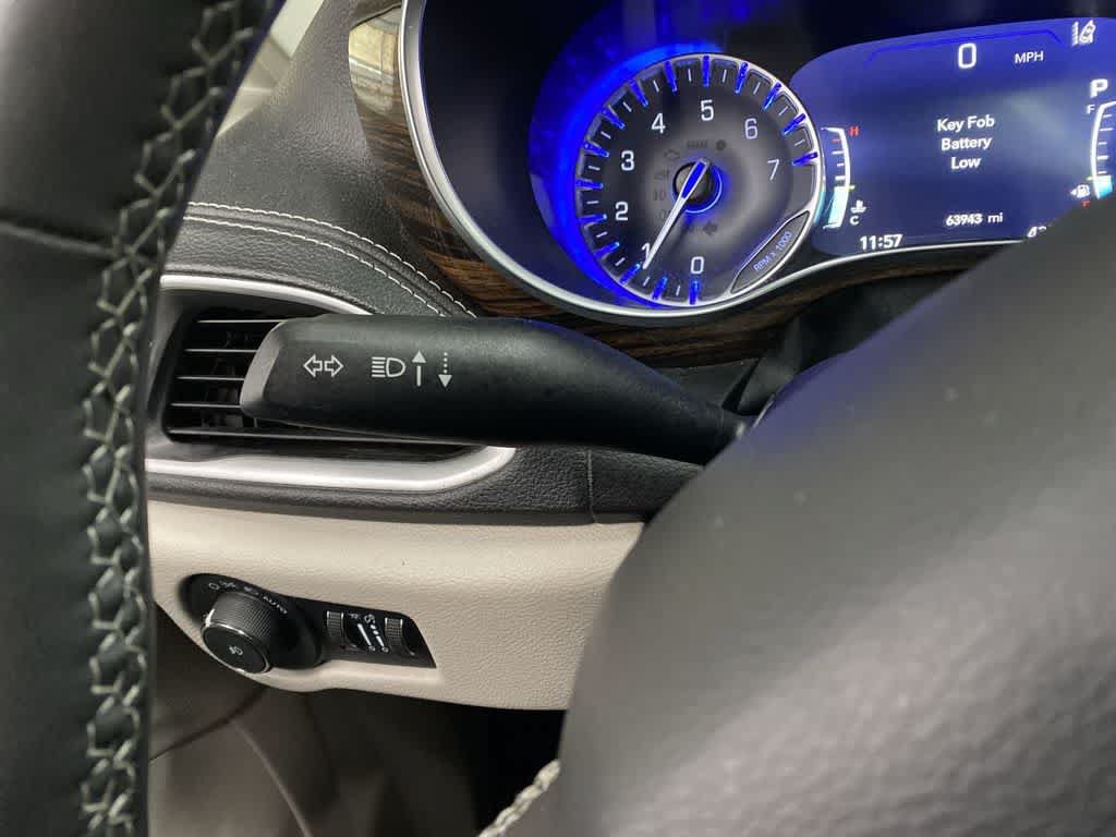 Used 2023 Chrysler Pacifica Limited FWD image 24