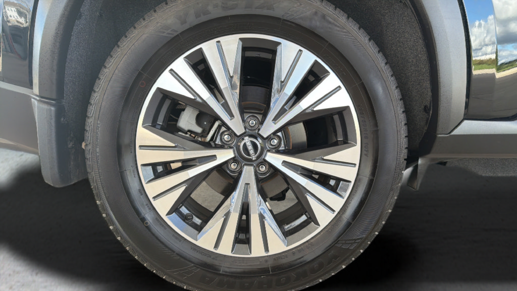 Certified 2023 Nissan Rogue SV AWD/4WD image 24