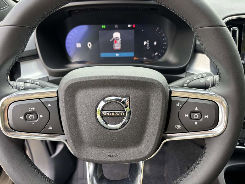 New 2026 Volvo XC40 B5 Ultra w/ Protection Package Premier image 16