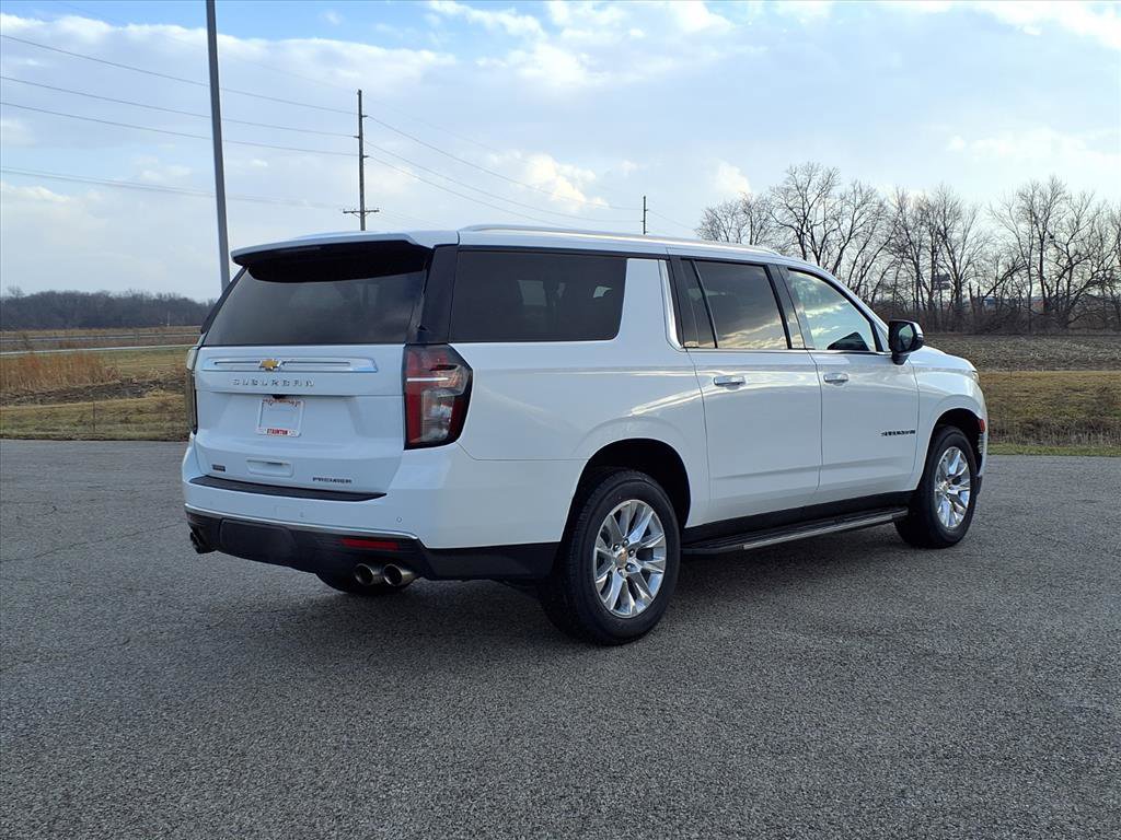 Used 2023 Chevrolet Suburban Premier image 35