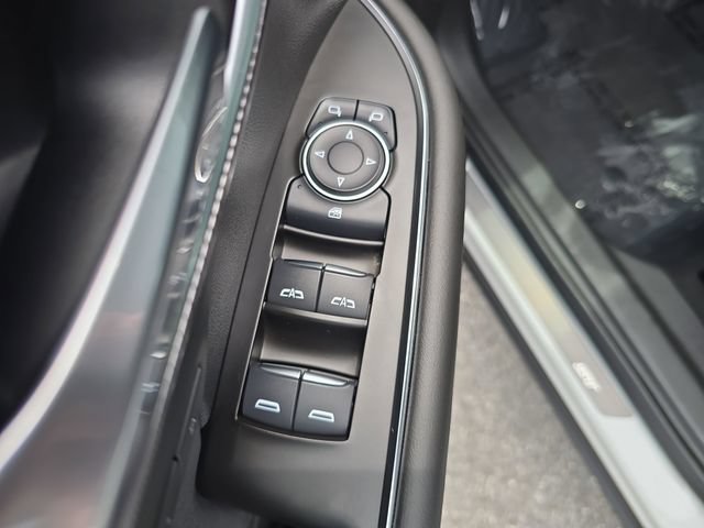 Certified 2025 Buick Envision Sport Touring AWD/4WD image 16