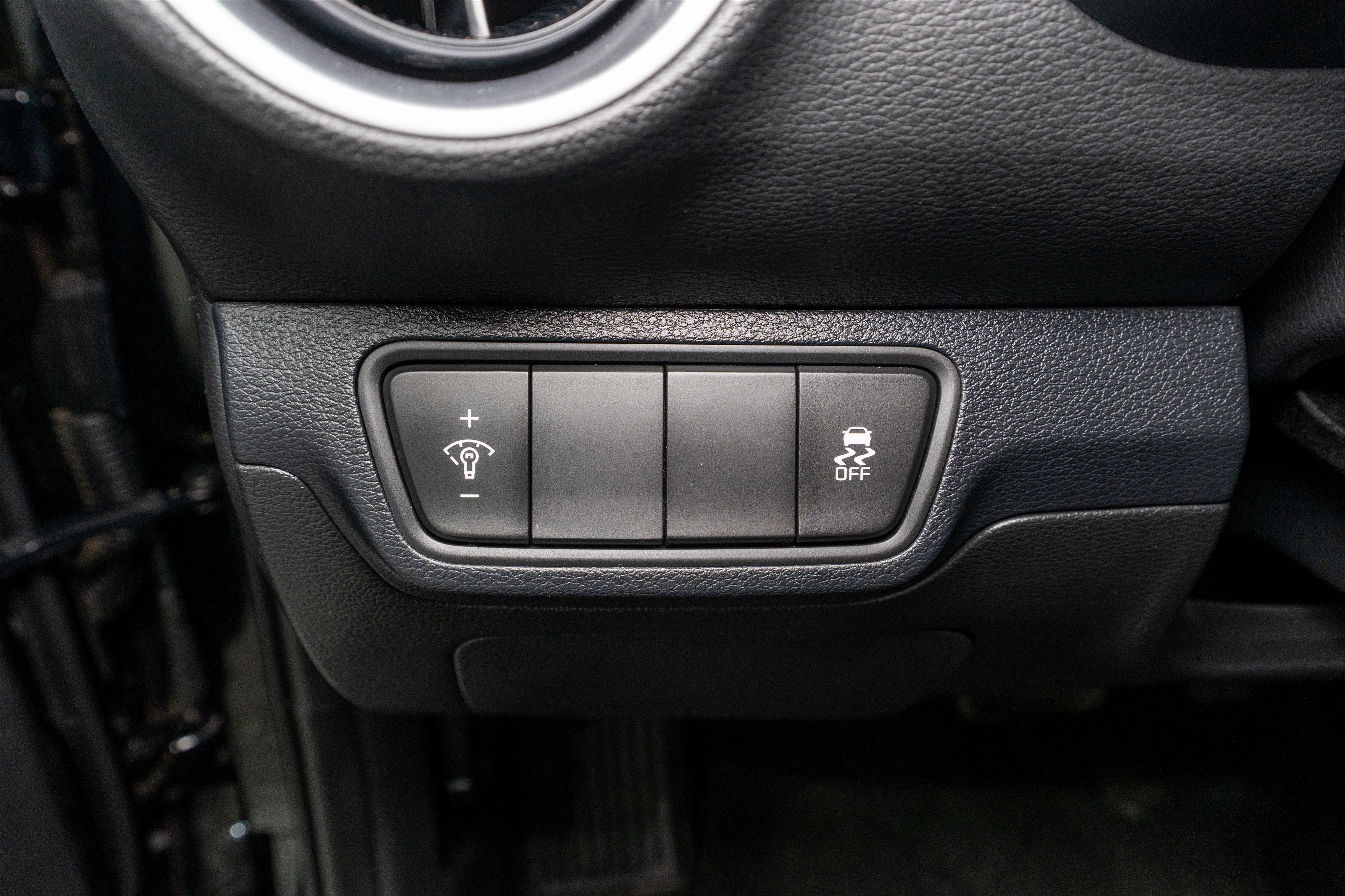 Used 2024 Kia Forte LXS image 27