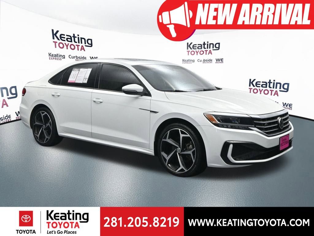 Used 2022 Volkswagen Passat 2.0T R-Line